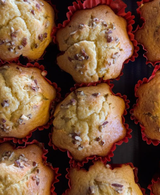 Homemade Pecan Pie Muffins: Simple, Sweet, and Irresistible